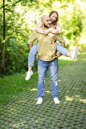 mobile - carousel-hero-element image-10